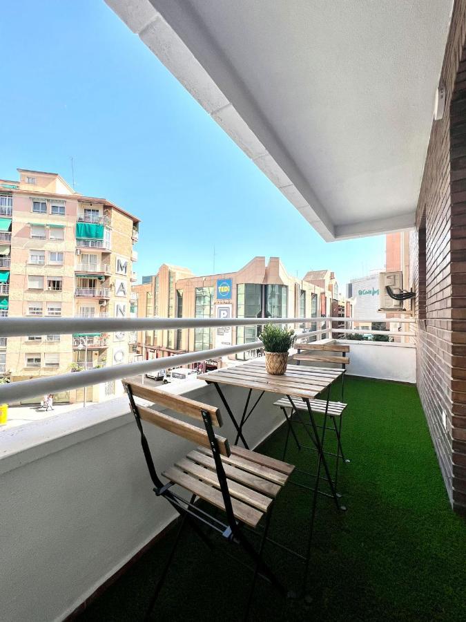 Scala & Balcony By Ele Apartments Малага Екстериор снимка